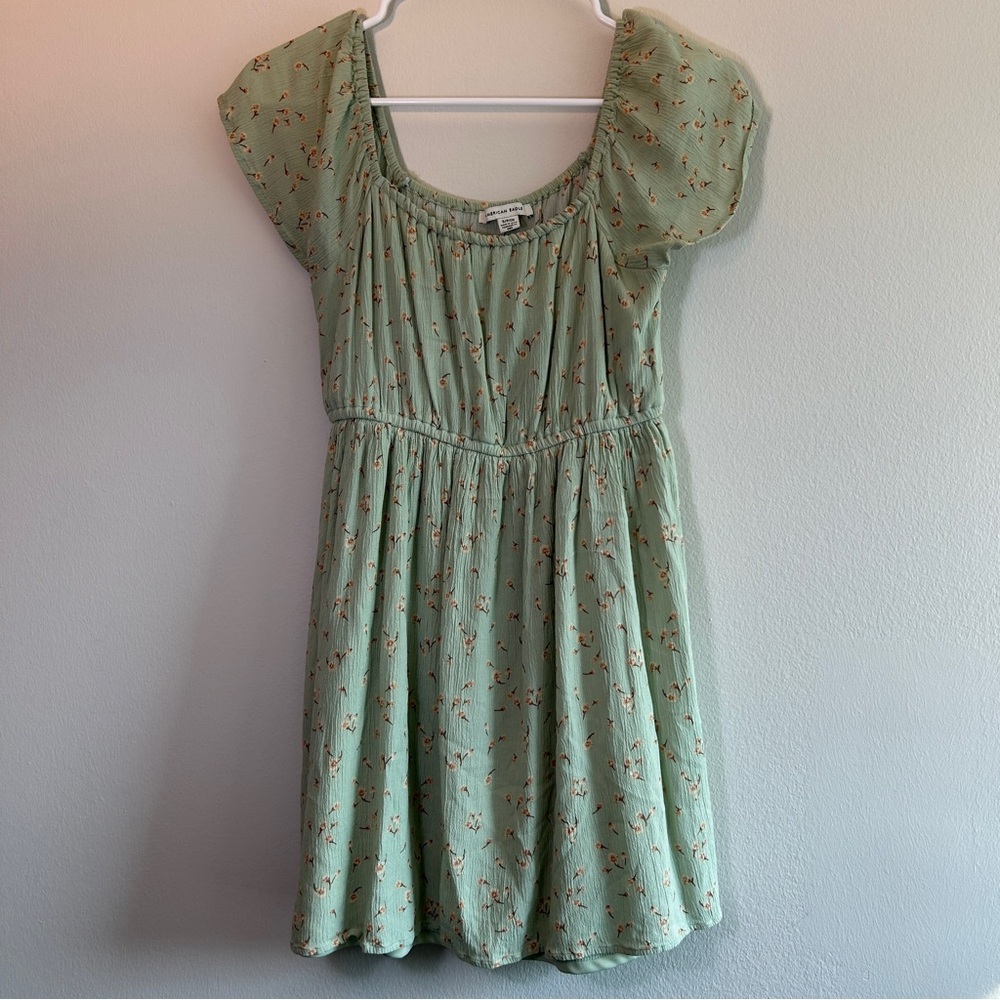 American Eagle Floral Flutter-Sleeve Mini Dress Size Small